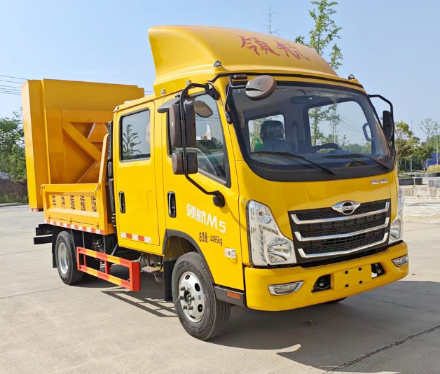 福田領航M5雙排藍牌100K防撞緩沖車