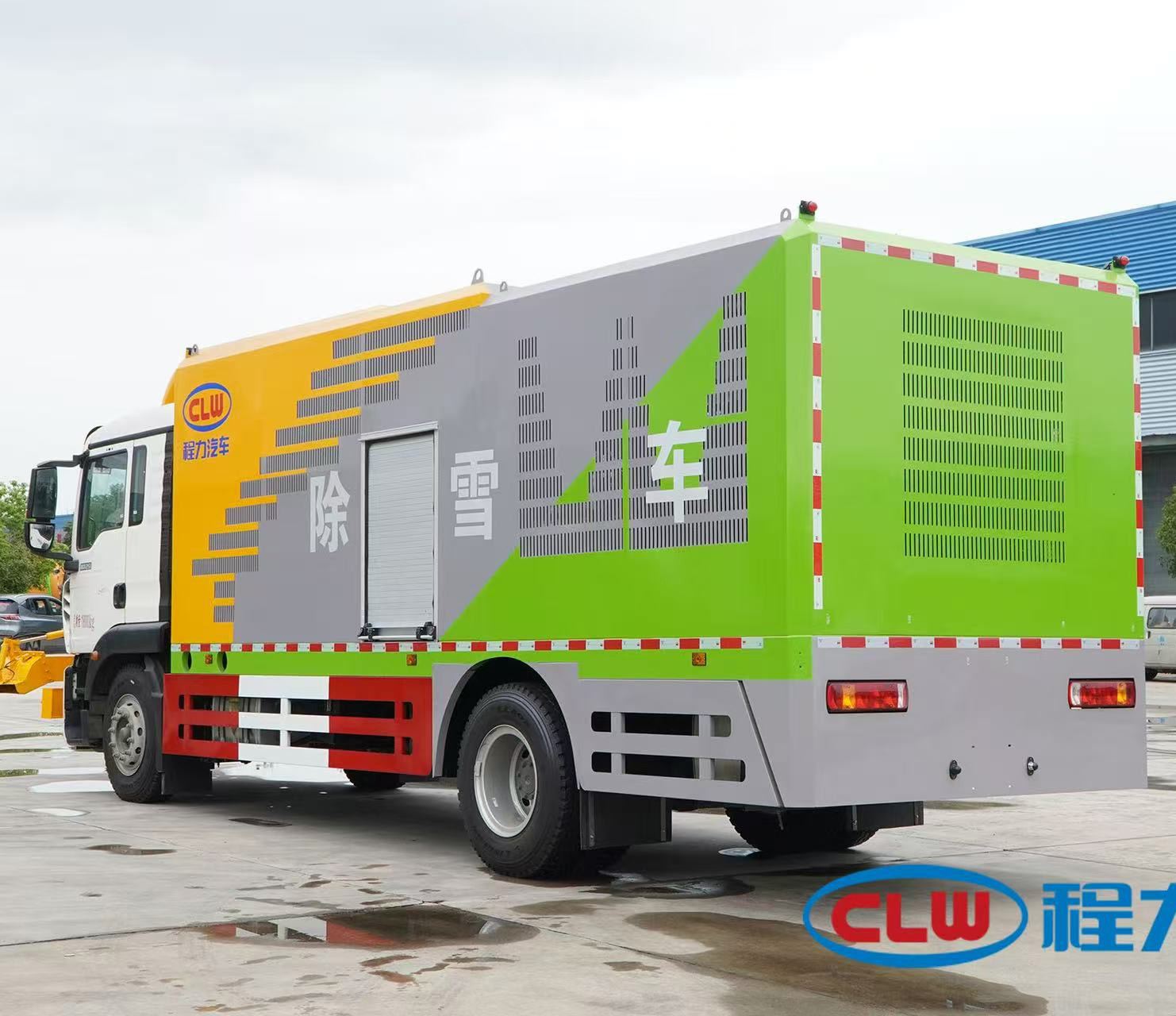 重汽豪沃多功能吹雪車(除雪車)隆重上市,最大風力可達12級,可配雪鏟雪滾圖片4